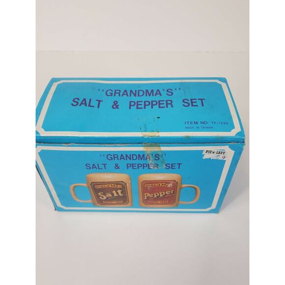 Grandmas Beer Mug Salt and Pepper Set Shakers Large Folk Art Country Decor 4" - Picture 2 of 6